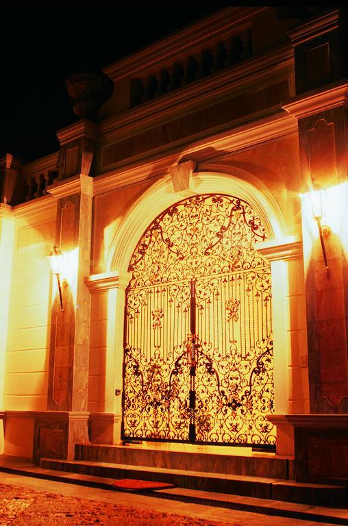Illyria House Boutique Hotel And Spa Pretoria Bagian luar foto